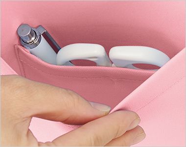 Montblanc MS005 スクラブ[男女兼用] 左右の腰ポケットには小物類が整理しやすい内ポケット付き