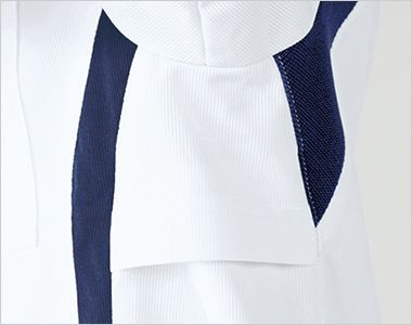 Montblanc MS301 スクラブ[男女兼用] 衣服内の通気性を高める、脇下ベンチレーション仕様。