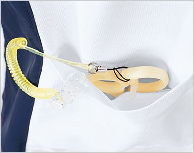 Montblanc MS301 スクラブ[男女兼用] 脇ポケットには小物を整理しやすい内ポケット付き。