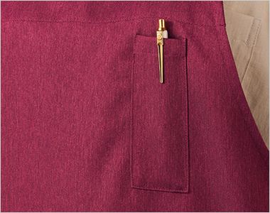 住商モンブラン OV5007 エプロン [男女兼用] ペンがすっきりおさまる左胸のペン差しポケット。