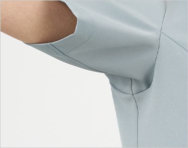 Montblanc UM500 uka scrub study スクラブ[女性用] 袖下にマチを設けることで腕を上げたときのズレ上がりを軽減、腕を上げても脇見えせず、腕の上げ下げがしやすい。自然な腕の向きに沿って袖をつけているため袖やアームホール周りにシワが出にくい。