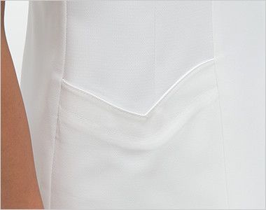 FY4582 ナガイレーベン ナースジャケット(女性用) ハート型のかわいい脇ポケット