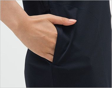MFK5807 ナガイレーベン ミッフィー ニットシャツ(男女兼用) 横から手を入れられる脇ポケット