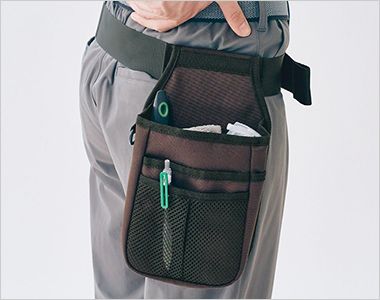 Selery 69890 WSP 骨盤サポートベルト付きウエストポーチ 「人前清掃」ならではのサポーター感を抑えた普段使いしやすいスマートな見た目。