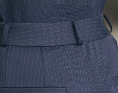 パンツ スマートゴムウエスト。ウエスト部分がゴム仕様になっているから、お腹まわりがラクチン!