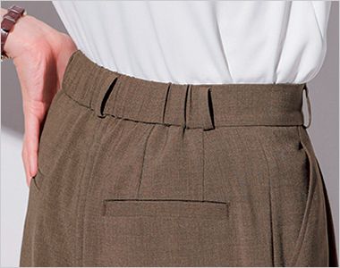 パンツ (ワイドタイプ) ゴムゴムウエスト。ウエスト部分がゴム仕様になっているから、お腹まわりがラクチン!