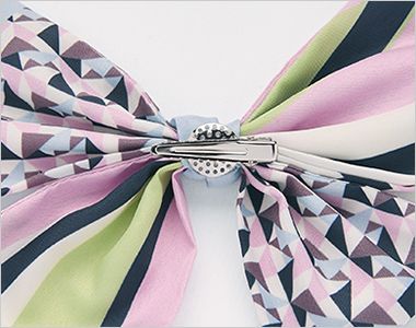 リボン (クリップ付き) 衿元に挟むだけでキレイに映える、 ワンタッチクリップリボン。