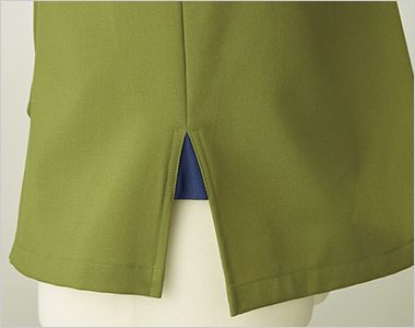 SerVo(サーヴォ) AD0601 ショップコート/七分袖/スタンドカラー(男女兼用) 裾スリット。
すっきりとした印象は残しつつ、動きに合わせて広がるスリット入り。