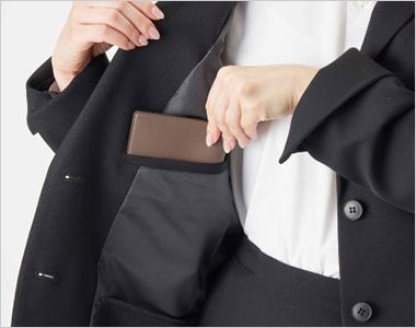 GROW GJAL2551 [通年]テーラードジャケット[2wayストレッチ/ウール調/フォーマル] 右内ポケット。右内側にIDカードやメモなどが収納できるポケット付き。
