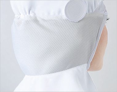 ヘアネット一体型ロングフード 首まわりには、スポーツウェアにも使われる、発汗時の吸水性や速乾性に優れた「打ち水ドライ」のダブルニットメッシュを採用。