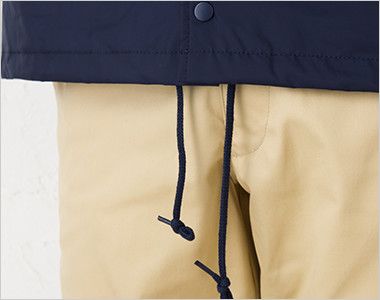 00077-CJ コーチジャケット[男女兼用] 紐が通されていて絞れる裾