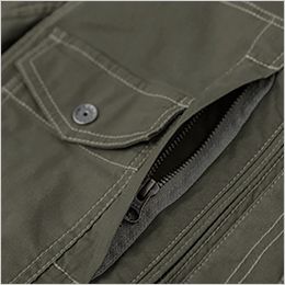 ジーベック 2833 [春夏用]現場服 長袖シャツ[男性用] 右胸タテ型ファスナーポケット＆フラップ付きポケット。