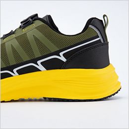 セーフティーシューズ クッション性に優れたミッドソールで足への負担を軽減。