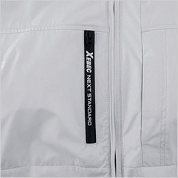 ジーベック XE98108 [春夏用]空調服®半袖ブルゾン[男性用] 右胸ロゴ入りファスナーポケット。