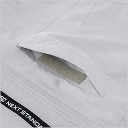 ジーベック XE98108 [春夏用]空調服®半袖ブルゾン[男性用] 左胸面ファスナーポケット。