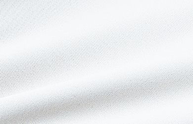 バネのようなストレッチ性
ライトフィックス®ツイル
（ポリエステル100％）