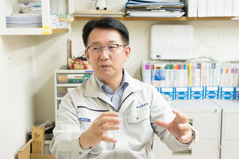 塗装は美観だけではなくて、建物を保護する重要な役割も担っているんですよ