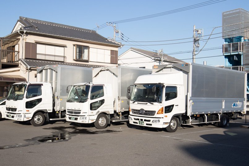 2tから4t、積載量を増やした増トン車など、ニーズに合わせた車両のラインナップ