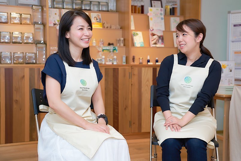 お話を聞いた松岡様、大倉様