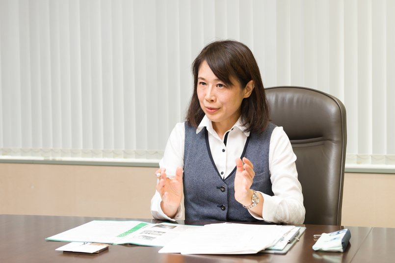 キラリと光るデザインと、きちんと感の両立