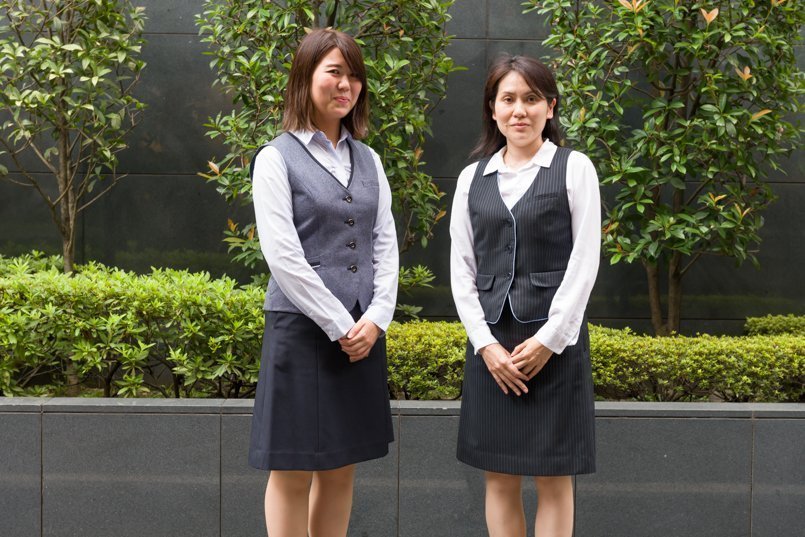 選択性の制服正面